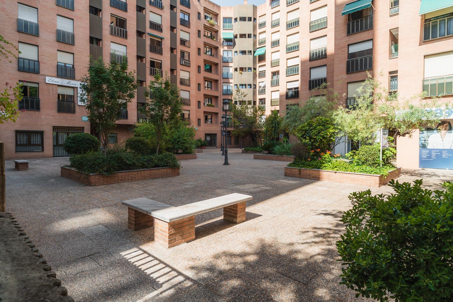 Constitucion Apartment - Free Parking Granada Buitenkant foto